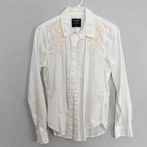 Abercrombie&Fitch Floral Embroidered Shirt, Size S, Color White
